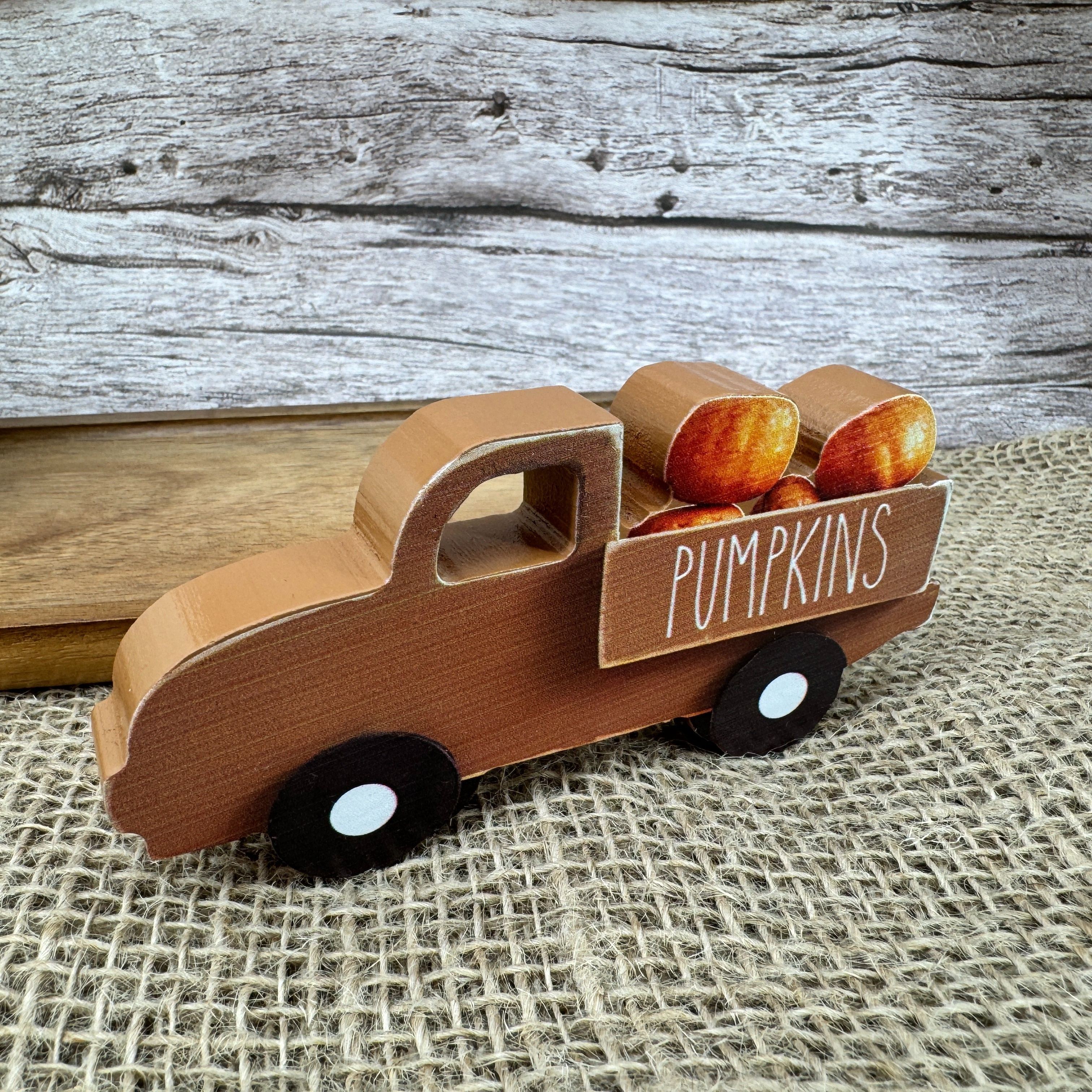 Rustic Farmhouse Pumpkin Truck Decor - Wooden Tabletop Ornament For Fall, Christmas Decor
