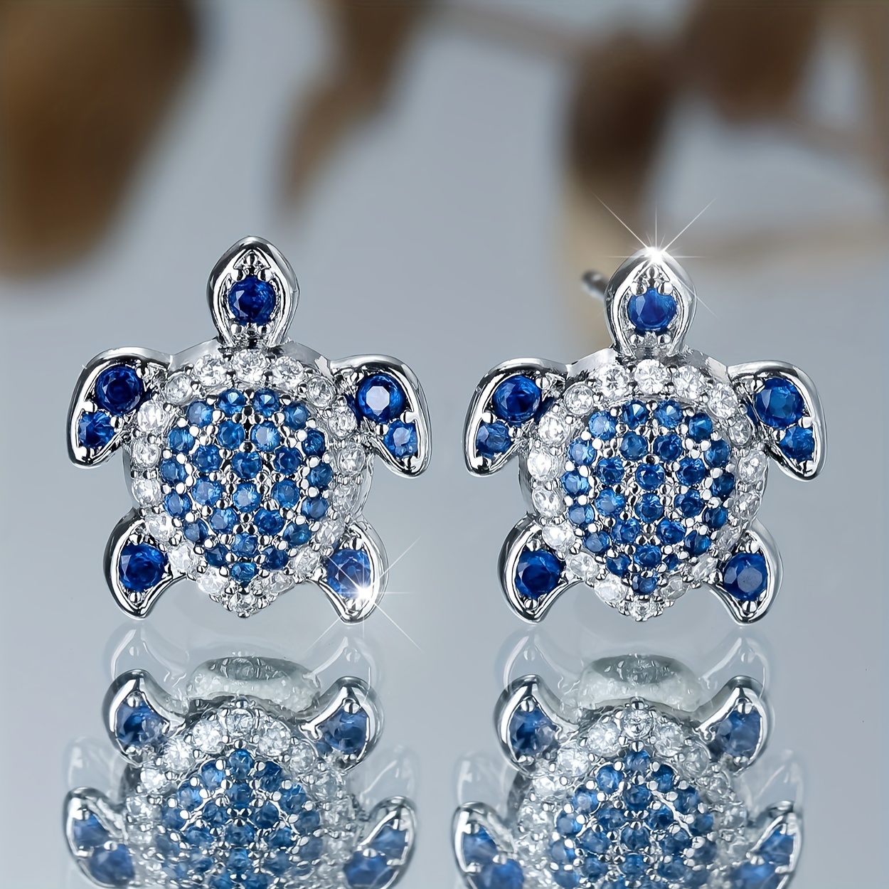 

Chic Turtle Stud Earrings For Women - Vintage Style With Sparkling Cubic Zirconia, Weddings & Parties