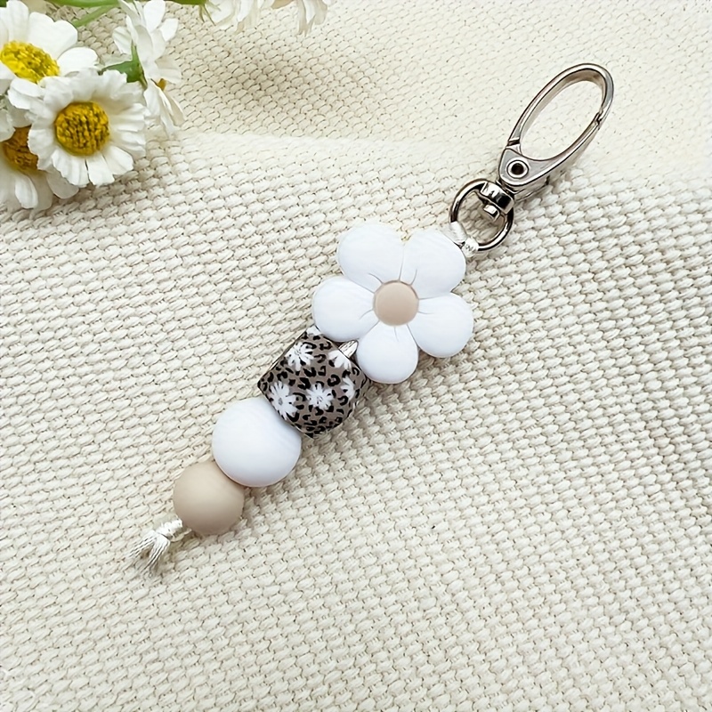 TEMU 1pc Silicone Floral Bead Keychain With Daisy & Leopard Print Charm, Elegant Beige & White Decorative Pendant For Bags, Keys, Backpacks - Perfect
