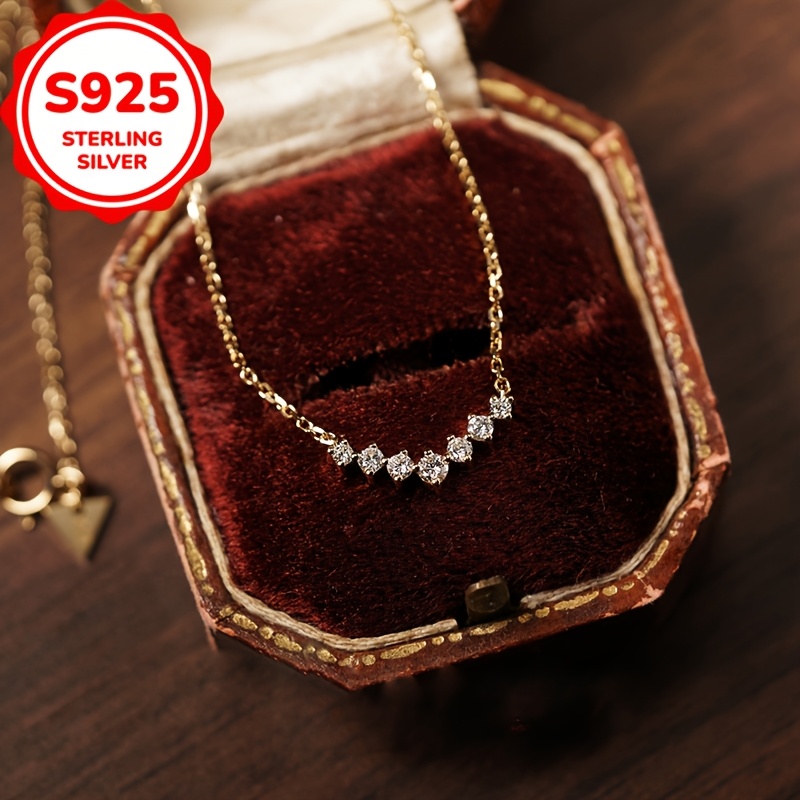 

2.7g S925 Silvery V-shaped Gradient Necklace For Women, Simple, Fashionable, Classic, Elegant, Temperament, Sexy Inlaid Synthetic Zirconia Clavicle Chain Pendant, Light Luxury