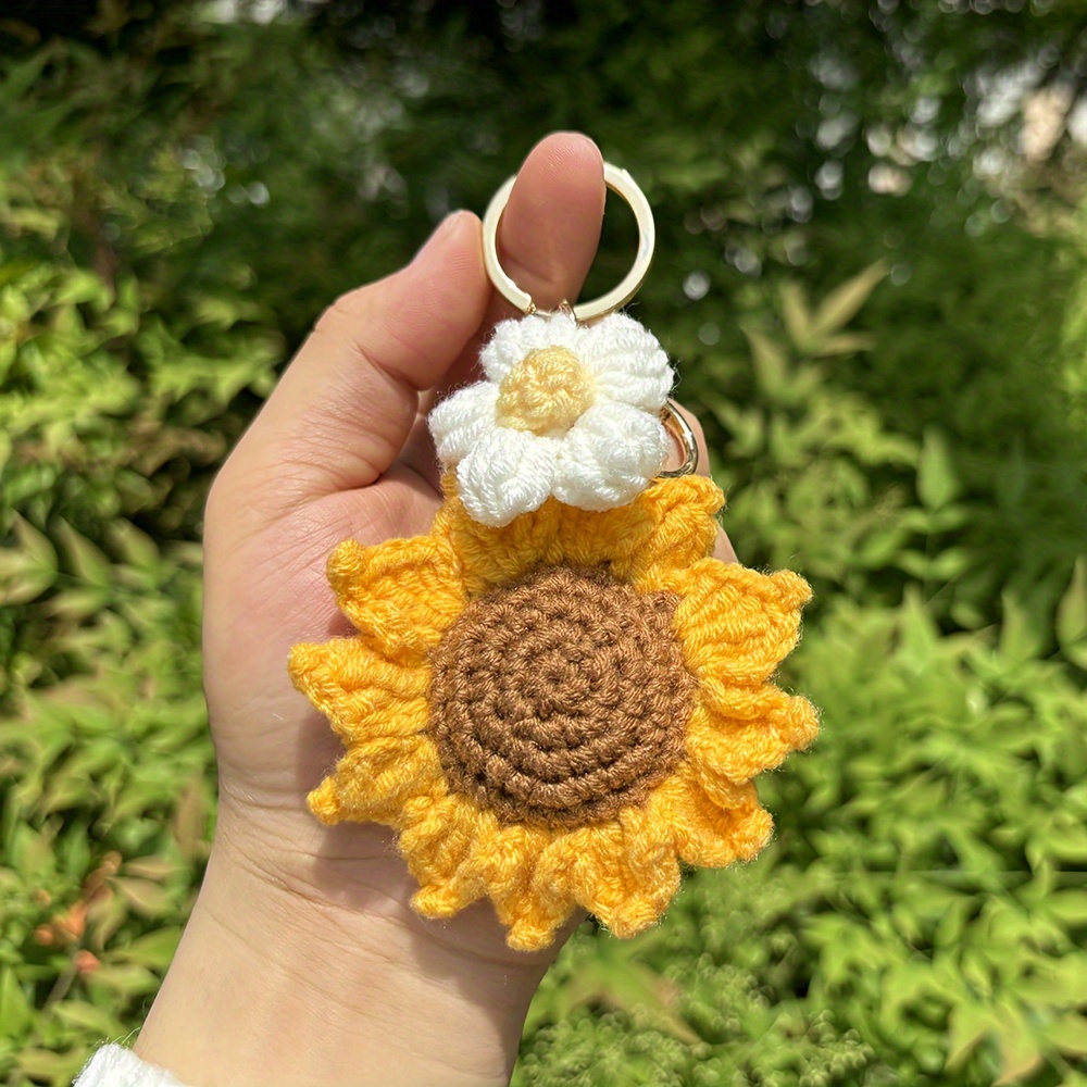 

Simple Design Sunflower Keychain For Men, Sweet Flower Pendant Decoration