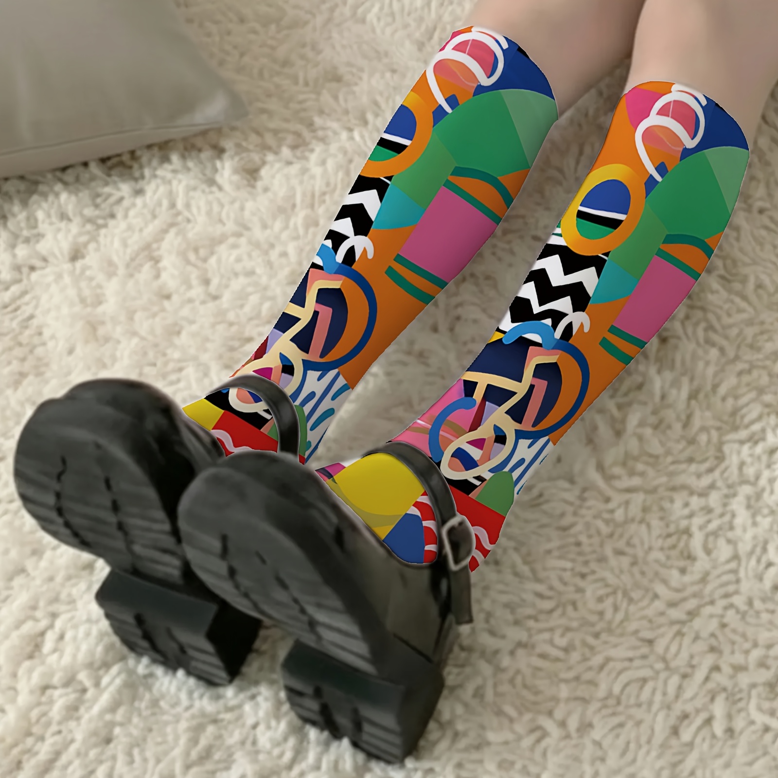 TEMU 1 Paire de Chaussettes de pour Femmes, Motif Géométrique Coloré, Style Unique et Original, Chaussettes de d'Été Sexy, Fines, Polyvalentes, Style