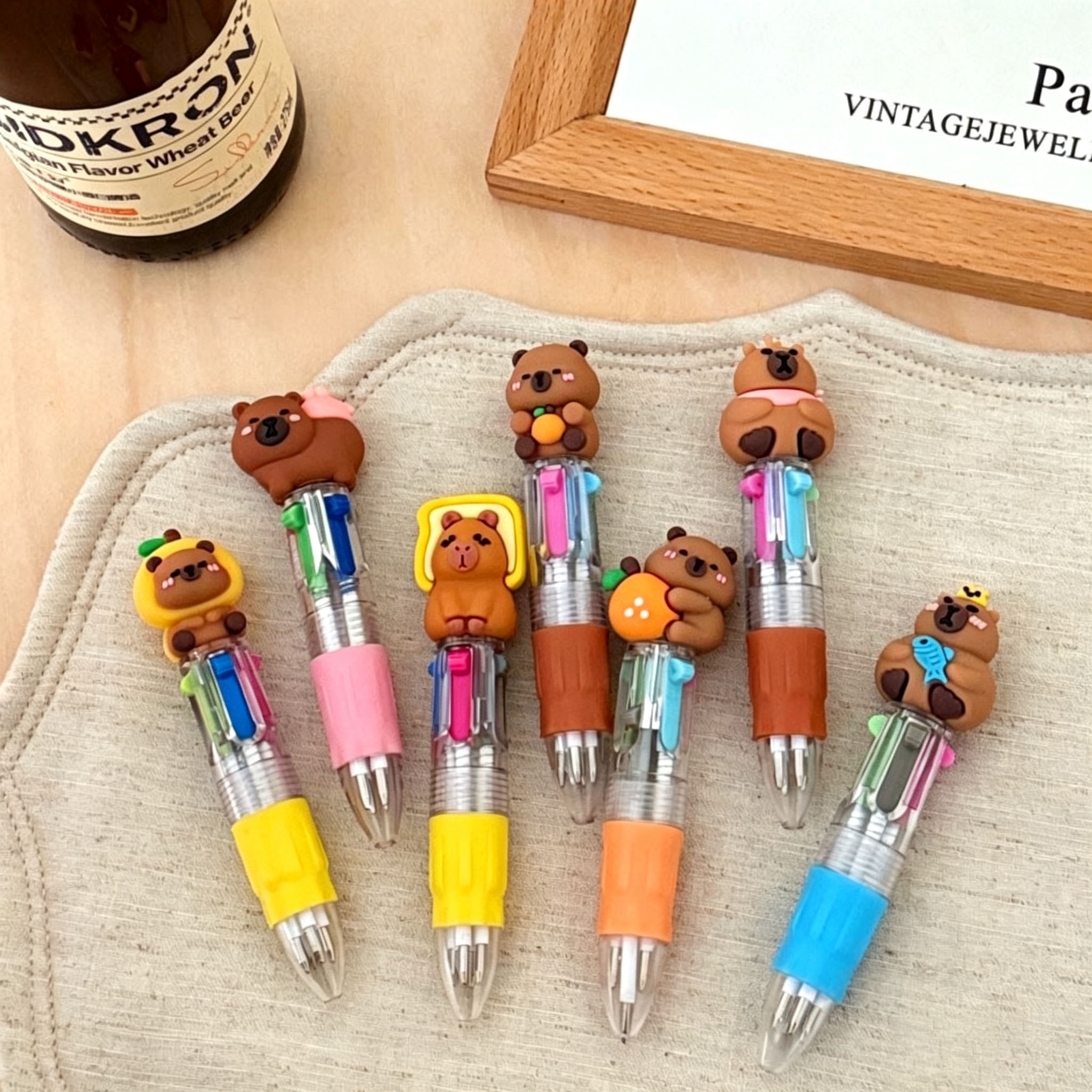 TEMU Random 3pcs Capybara New Cute Cartoon Capybara 0.5mm Four- Pen Student Multifunctional Note-taking Ballpoint Pen Gift Random 3pcs