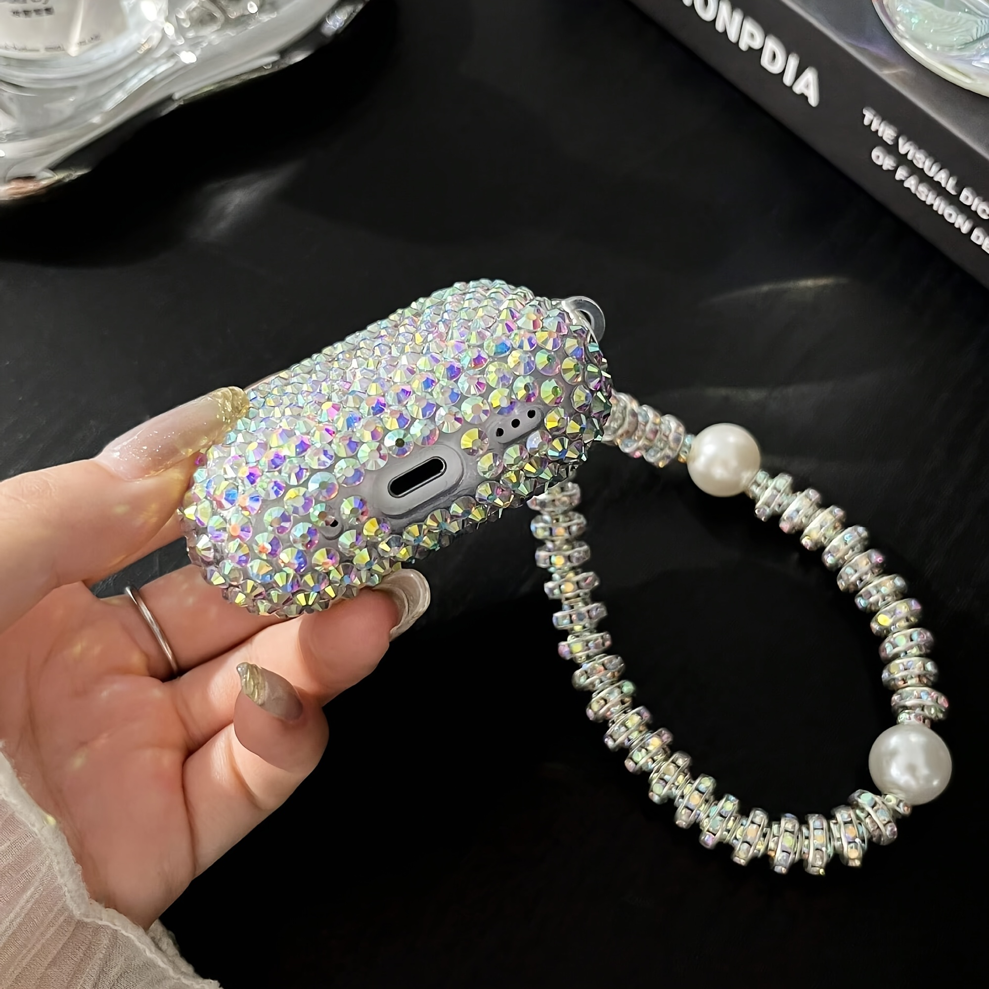 The New Sparkling Diamond Earphone Case with Bracelet Is Compatible with for airpods 1/2, for Airpods Pro, for Airpods 3, for Airpods 4, And for airpods Pro 2 Protective Cases