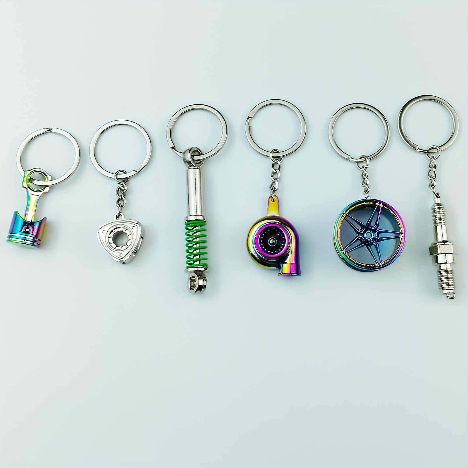 TEMU Set da 6 portachiavi creativi a forma di ricambi auto, pistone, rotore, ammortizzatore, turbocompressore, mozzo ruota e candela, ciondoli per