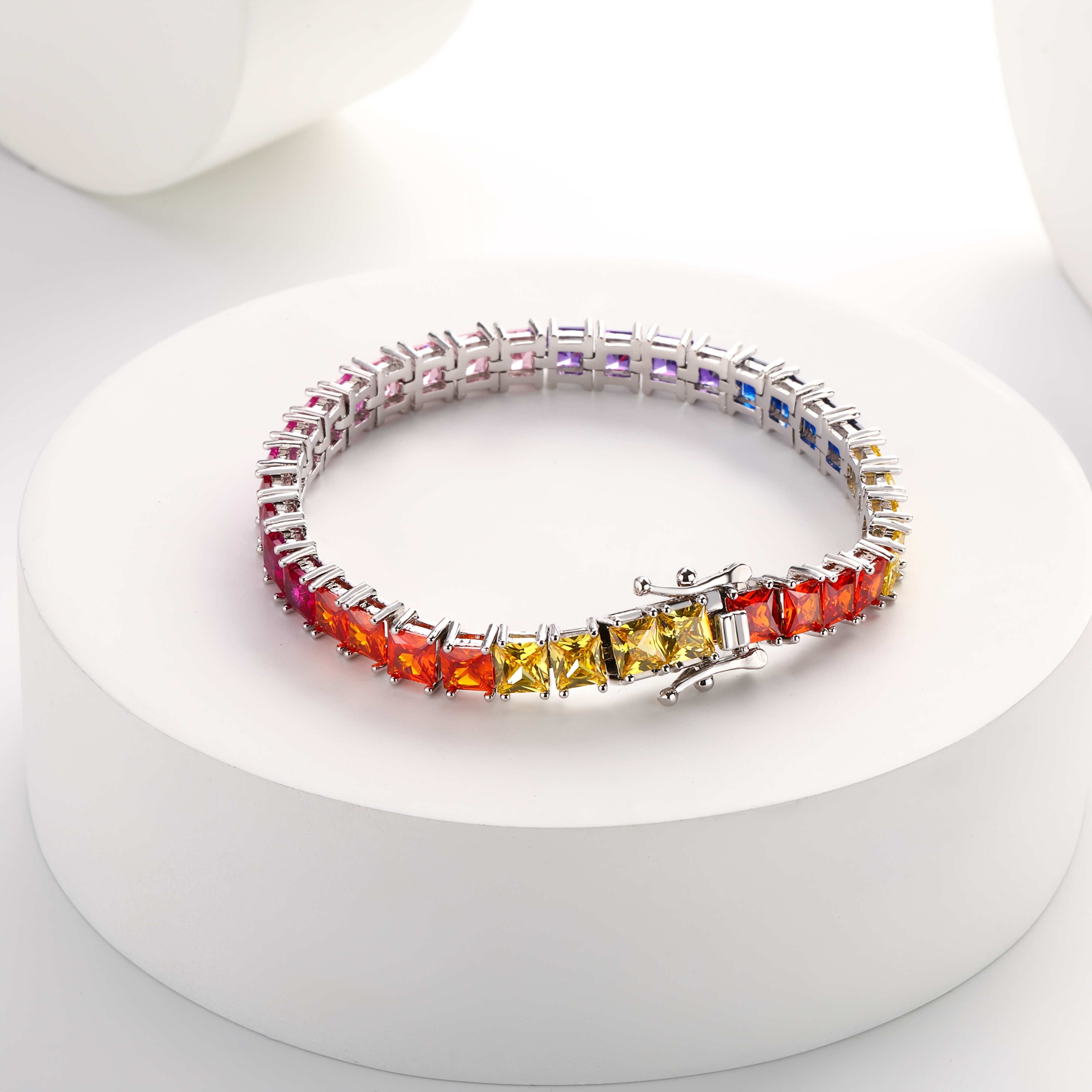 Image of 925 Silver, Women's Colorful And Jewelry Bracelet, Fashionable And Elegant, Suitable For Daily Wear And Attending Banquets, For Christmas, Valentine's Day, And Mother's Day, With A Box
