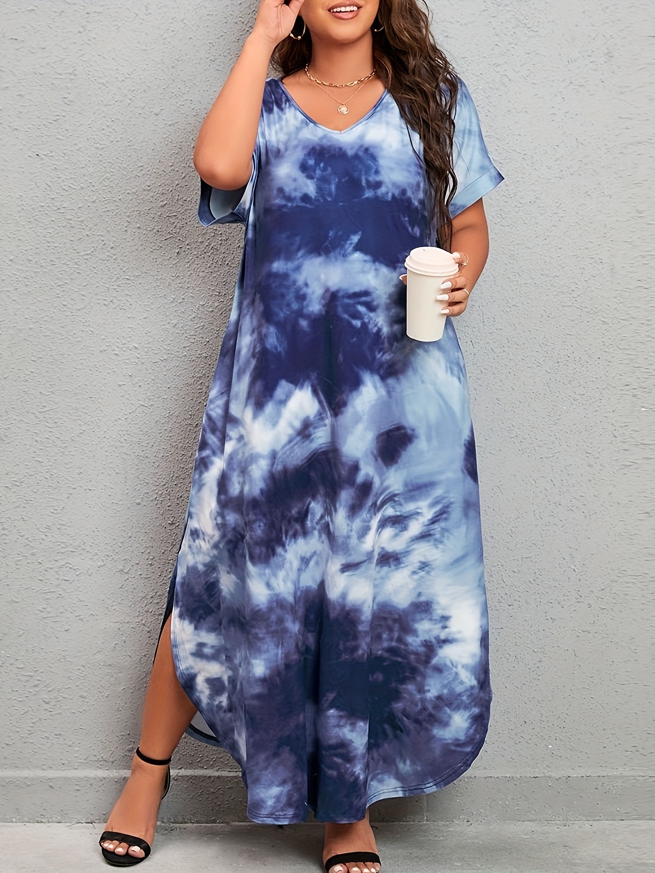 Blue Plus Size Women’s V-Neck Abstract Print Dress – Loose Fit Tunic Style | Summer & Fall Fashion