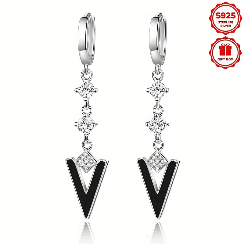 E-shop Diese hochwertigen 925er Sterling Silber Ohrringstecker sind stylisch und vielseitig einsetzbar, was sie für den täglichen Gebrauch ideal macht.