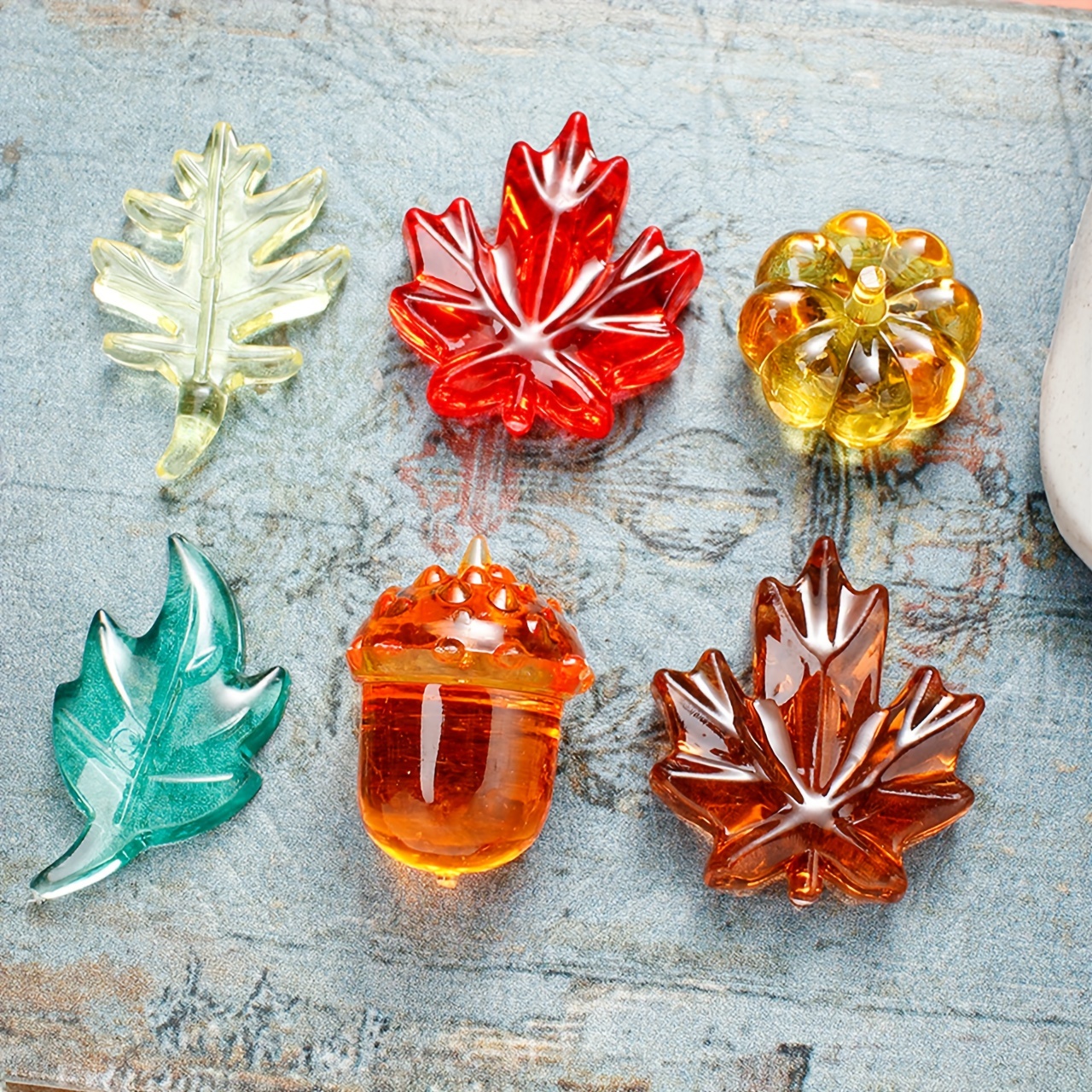 

50g Mix Style Resin Beads For Diy Jewelry Making - Fashion Maple Leaf & Pumpkin Shapes - Themed Decorative Craft Beads, No Plating, Pure Resin Material