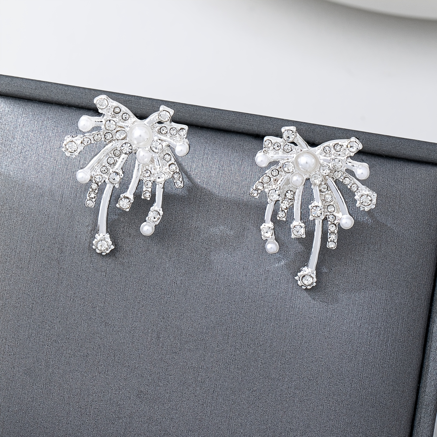 Women's Light Luxury Firework Drop Stud Earrings