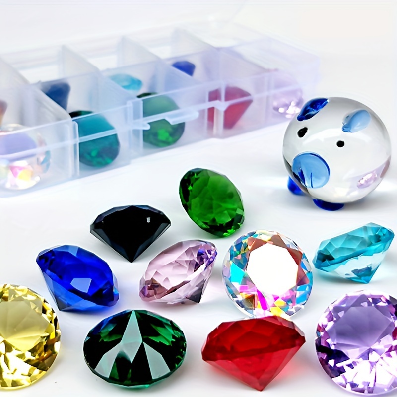 

Une Boîte De Cadeau Contenant 10 Diamants Artificiels Colorés Et Scintillants De 25 Mm (0,98 Pouce) Pour La Décoration De La Maison, Les Cadeaux De Mariage Et La Décoration De Table.