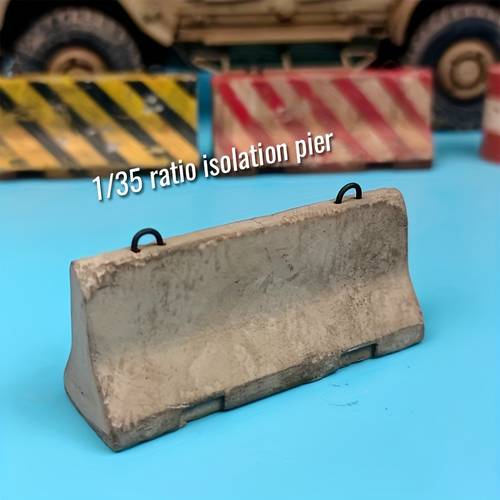 model of a highway isolation pier at a 1 35 scale