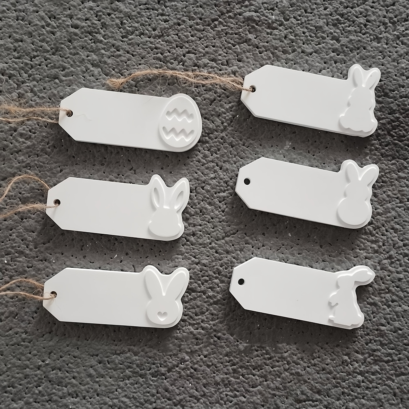 

Kit de Moules en Silicone Lapin de Pâques & Œuf - 6 Cavités pour Porte-clés et Étiquettes Cadeaux DIY, Moules de en Résine Créatifs