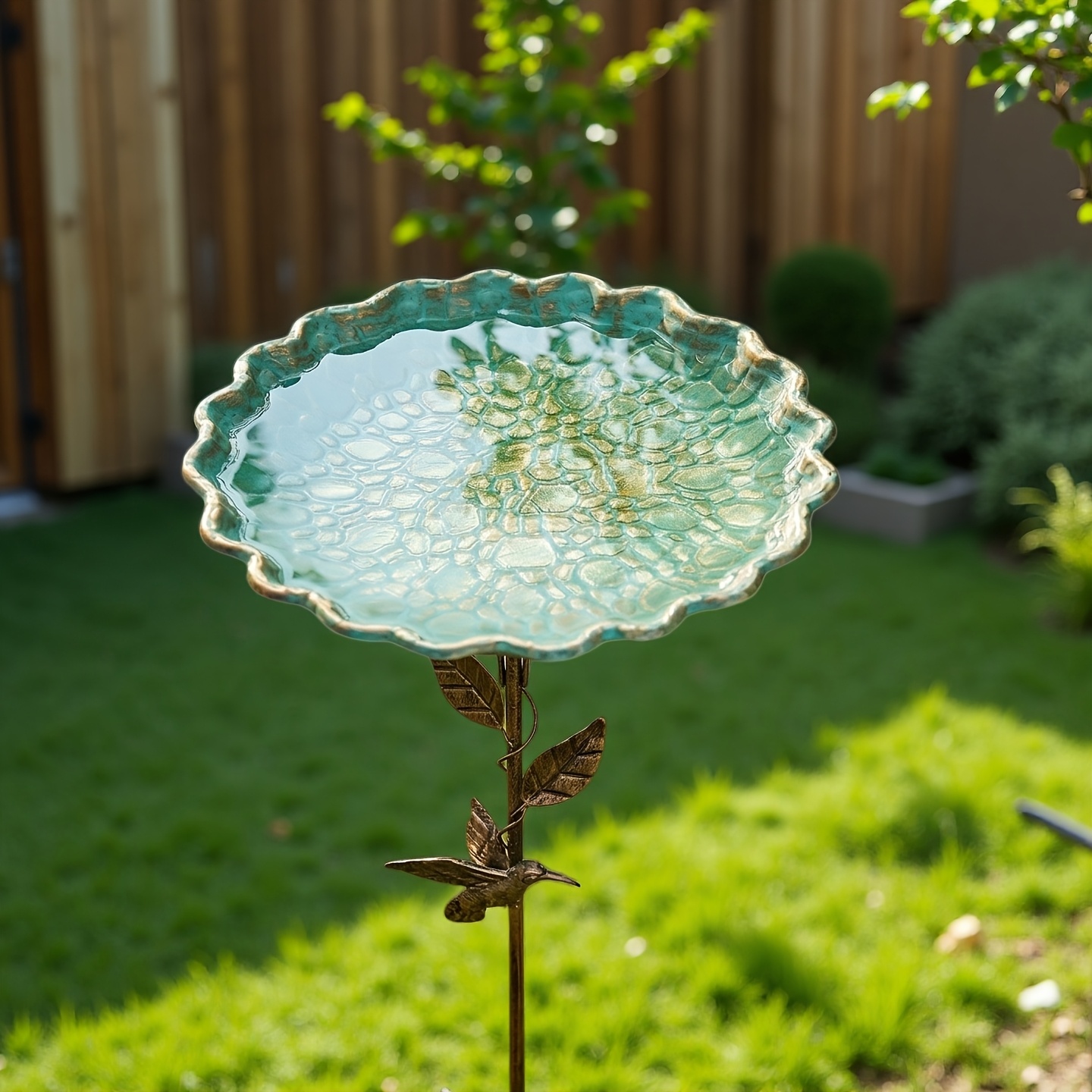 TEMU Column Style Bird Bath Tub, Outdoor Garden Bird Feeder, Courtyard Decoration, Bird Drinking Basin, Hummingbird Leaves, , Outdoor Courtyard