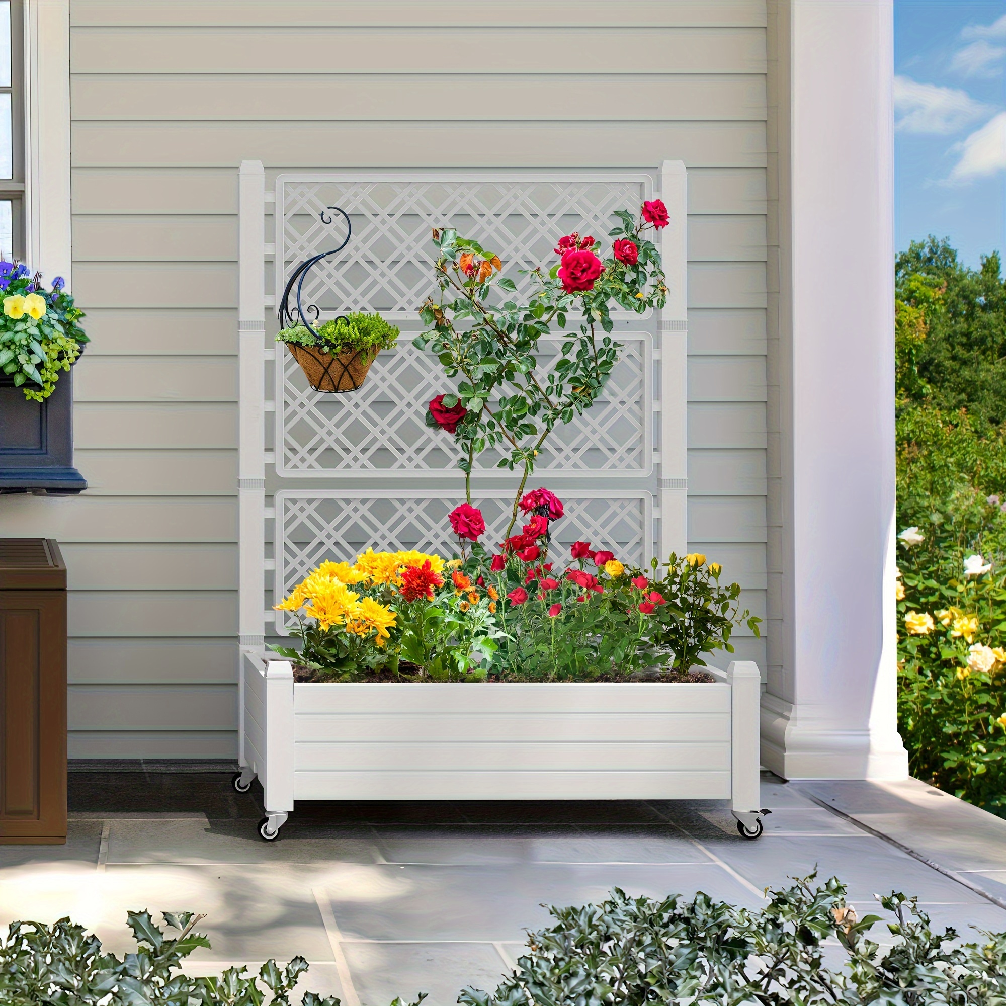 Planters & Containers