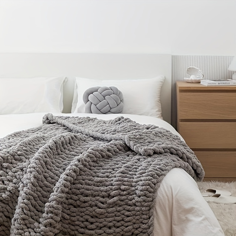 Comfortable Chunky Blanket Soft Chenille Yarn Throw Blanket Handmade Cable  Warm Thick Giant Blanket For Couch Bed Trips Camping Backpacking 51x63 Inch