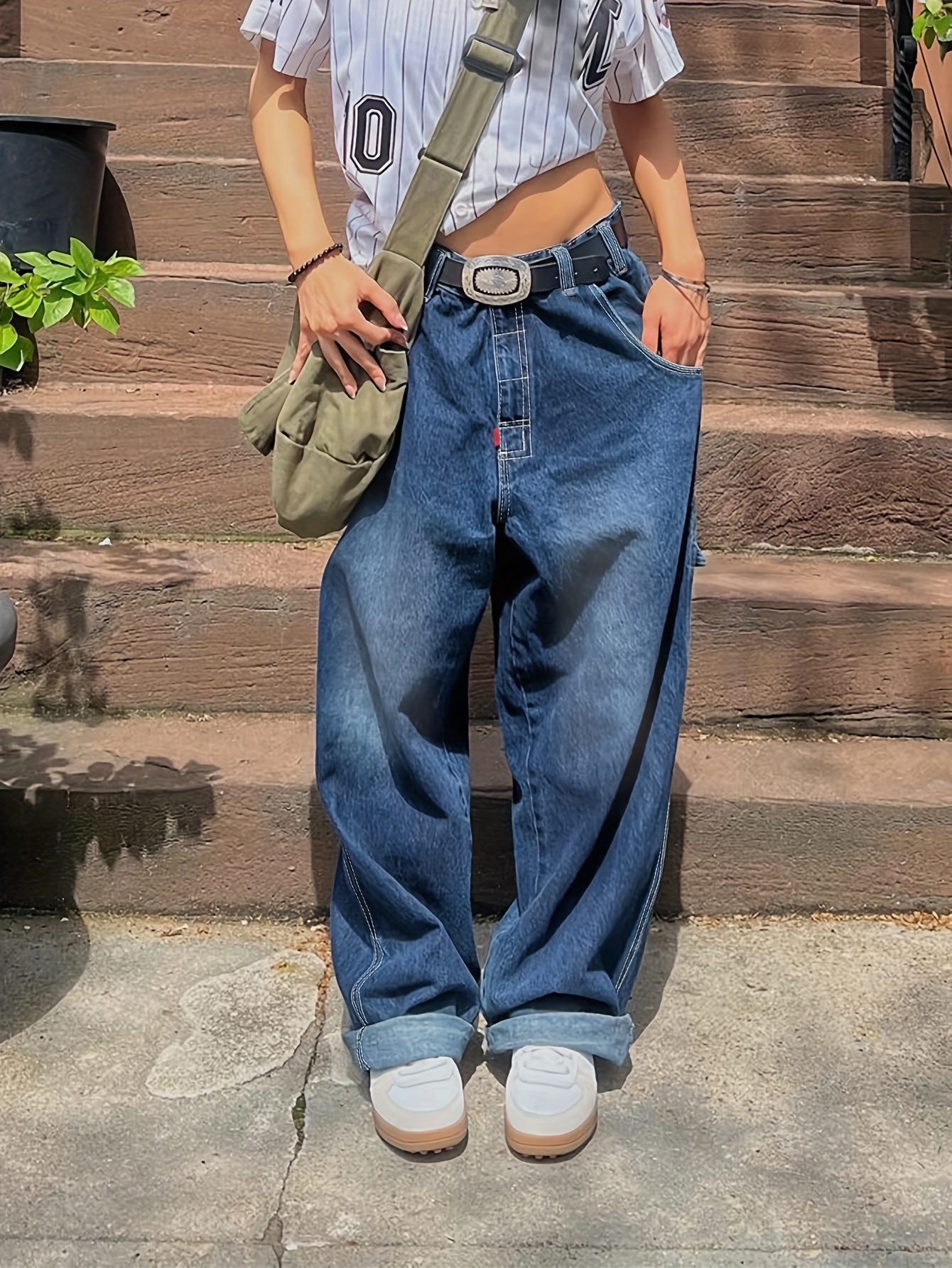 dames blauwe rechte pijp loszittende vintage-  werkkleding jeans, wijde pijp met oprolbare zoomen, casual lange broek zonder riem. 1