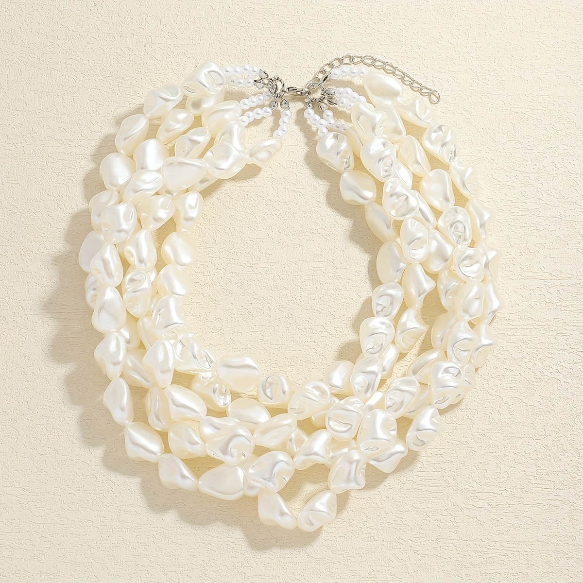 Women's Vintage Irregular Multi-Layered Imitation Pearl Necklace