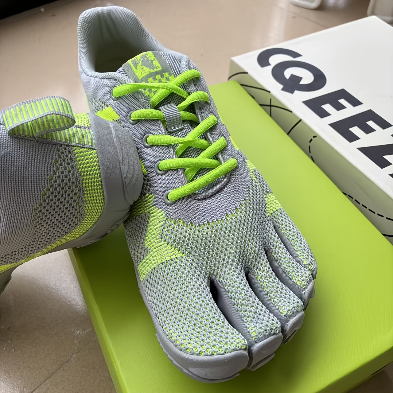 Men's Wide Fit Indoor Training Shoes for Cross-Training