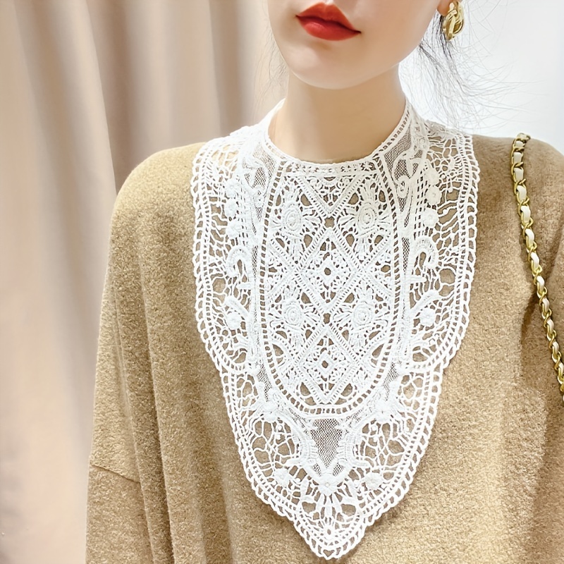 Image of White Hollowed-out Hook Flower Lace Fake Collar For In Autumn And Winter With Sweater Inner Decorative Collar With Artifact All-matching Neckline