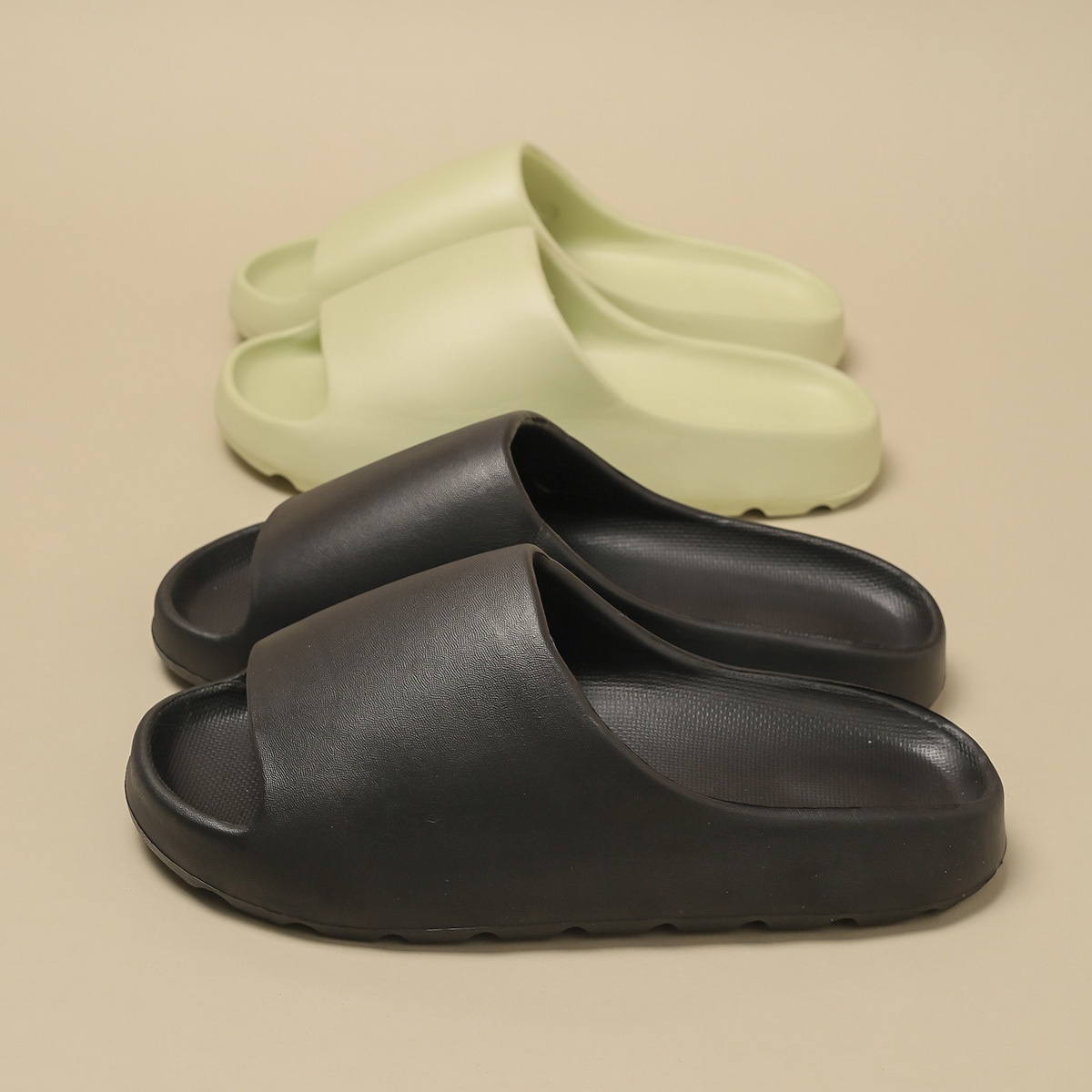 mens fashion eva slides non slip soft sole sandals for indoor outdoor use Product details 1