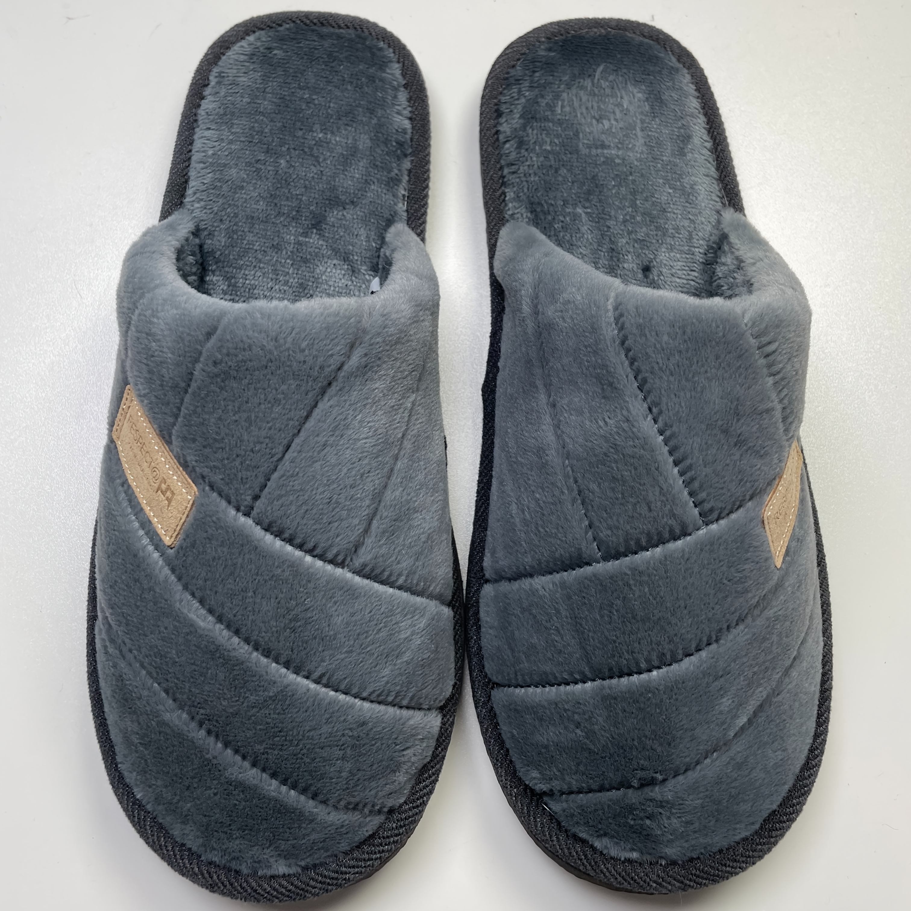 TEMU Comfortable, Warm, Lightweight Men's Indoor Slippers
