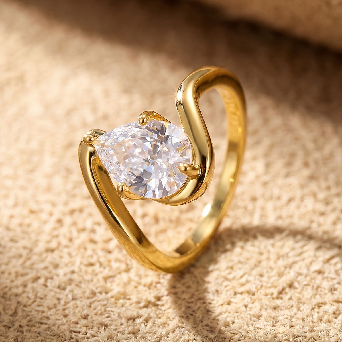 Women's Twisted Arm Water Droplet Ring, Stylish Gift