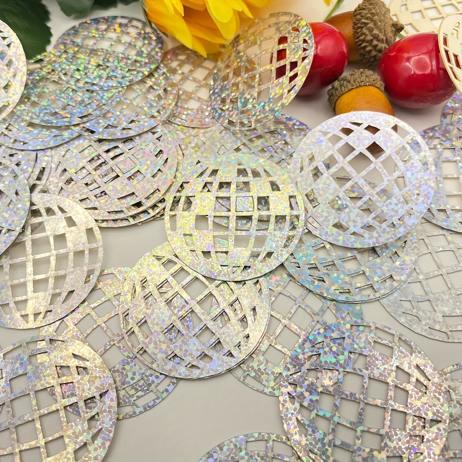 100pcs Laser Disco Ball Modeling Stiff Cardstock Confetti Colorful Toss Decoration