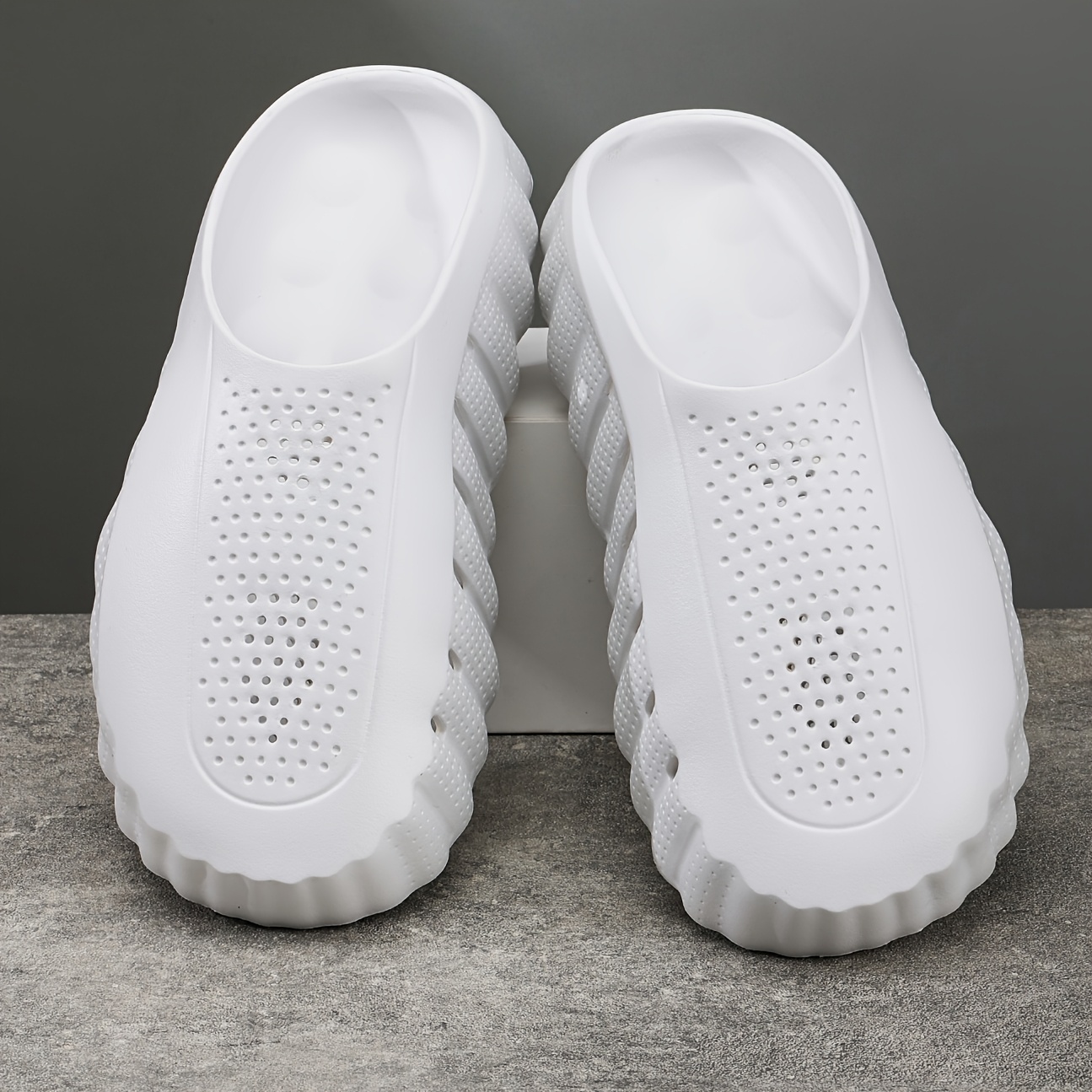 MIND001 Men's Soft Couple's Pre-Game Recovery Foot Massage Sports Slippers Outdoor Slip-On Shoes