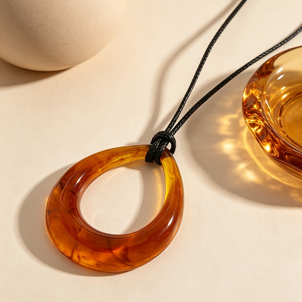 Women's Vintage Faux Amber Teardrop Ring Pendant Necklace