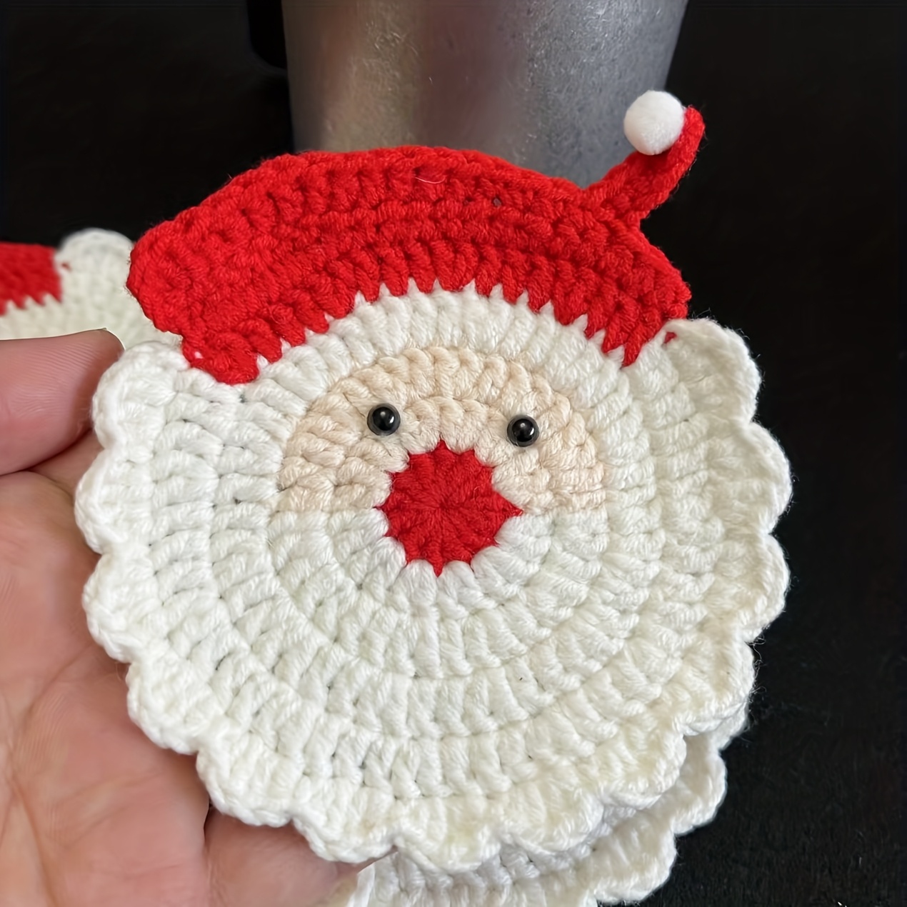 TEMU Handgefertigter gehäkelter Weihnachtsbecher Untersetzer, Garn Häkel Wärmematte, Niedlicher Weihnachtsbecher Pad, Kreatives Geschenk für die