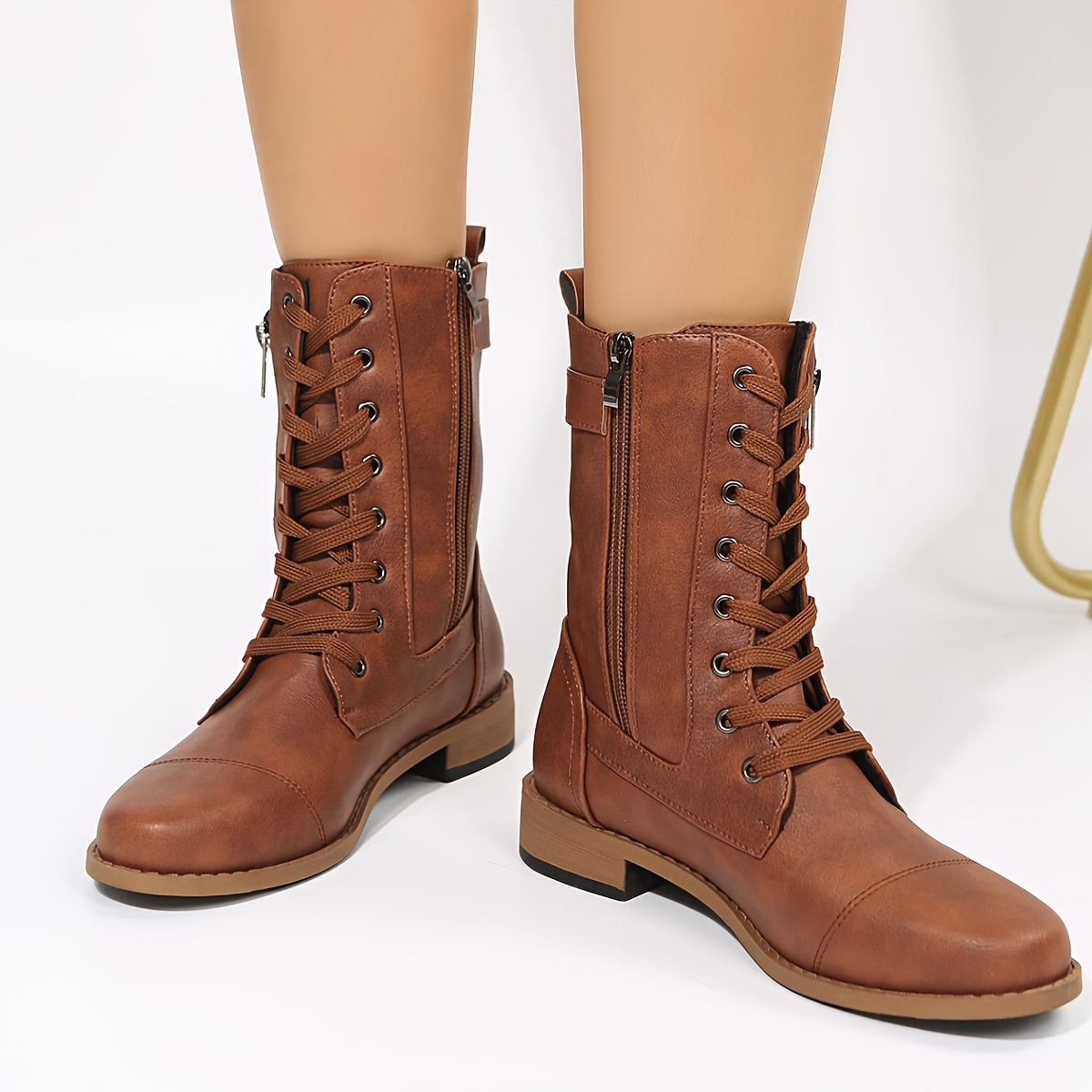 

Bottes Chelsea pour Femmes avec Talon Épais, Fermeture Éclair et Semelle en PU