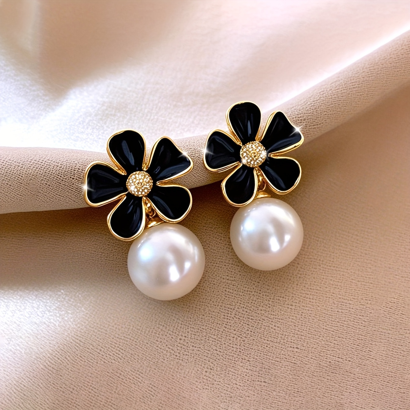[new] A Pair Of 2pcs, Black Flower Round Bead Earrings, High-quality Jewelry, Upgraded Temperament Earrings, High-end Decorative Earrings, Suitable For Daily Wear, Additions, Suitable As Gifts For
