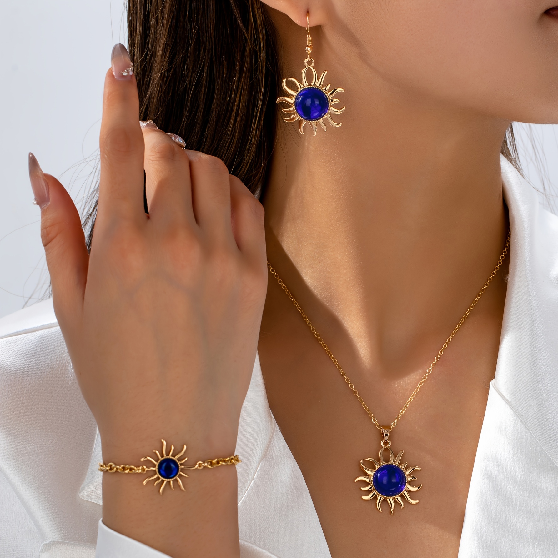 Image of A Set Of Women's Fashionable Necklaces, Bracelets, Earrings Set Of Sun Shaped Alloy Inlaid With Blue Resin, Suitable For Banquets, Parties, Festivals, Mother's Day, Ramadan