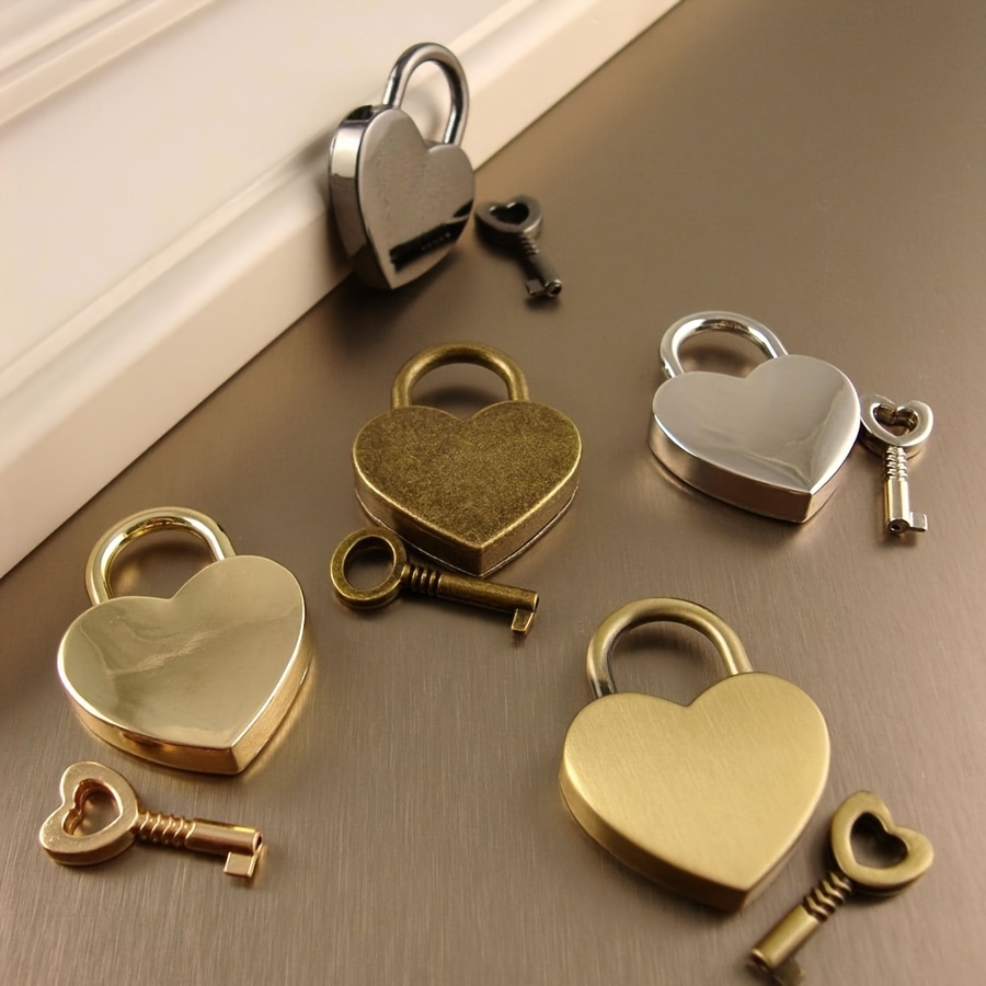 

1pc Heart-shaped Metal Padlock With Key - Polished Finish Love Lock For Luggage & Bag Accessory, Zinc Alloy Tool Lock - No Power Required