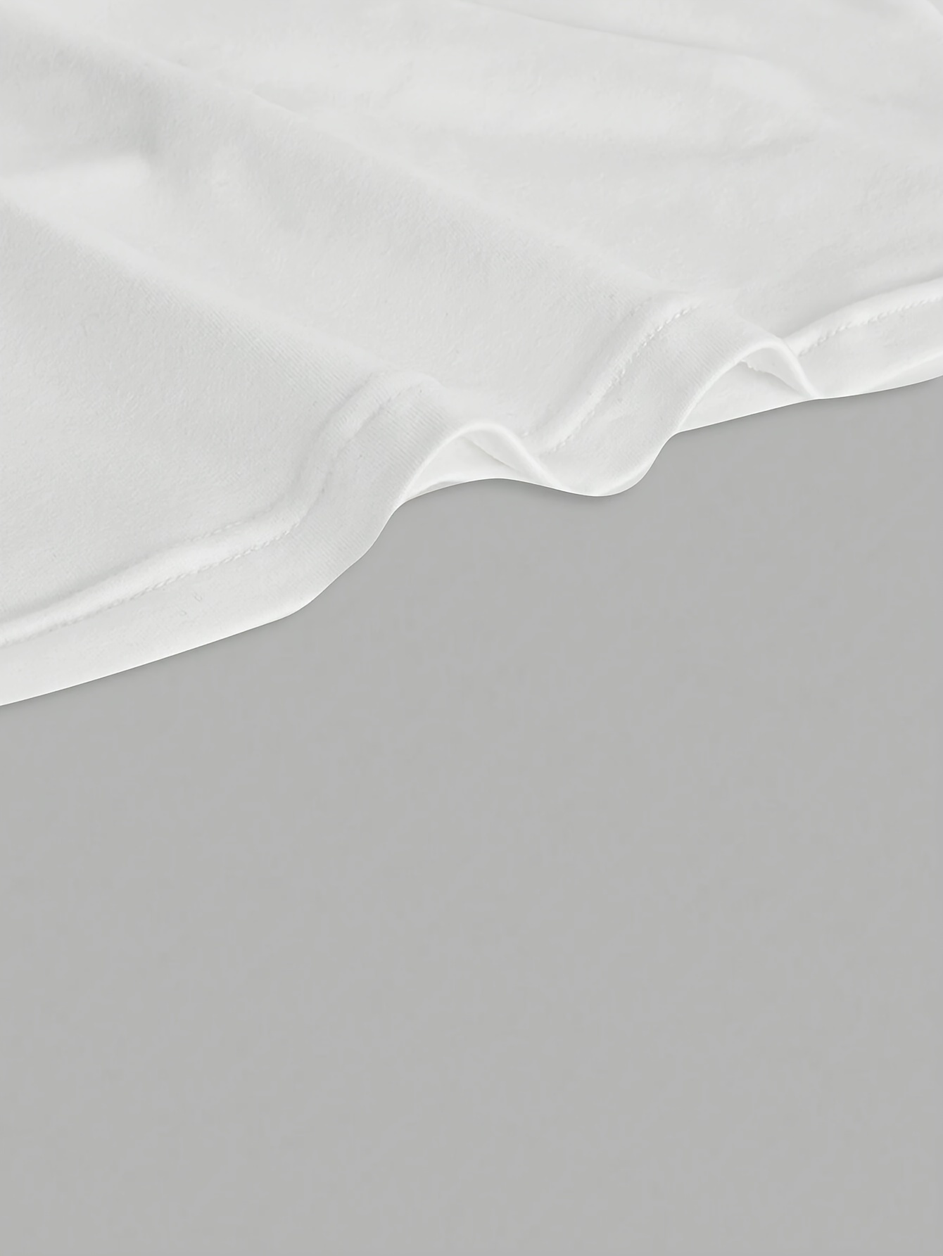 Women's White Halter Neck Sports Crop Top - Stretchy Breathable Backless Tank Top for Summer Workouts & Casual Wear, Machine Washable Sleeveless Shirt, Gym Apparel, Smooth Texture