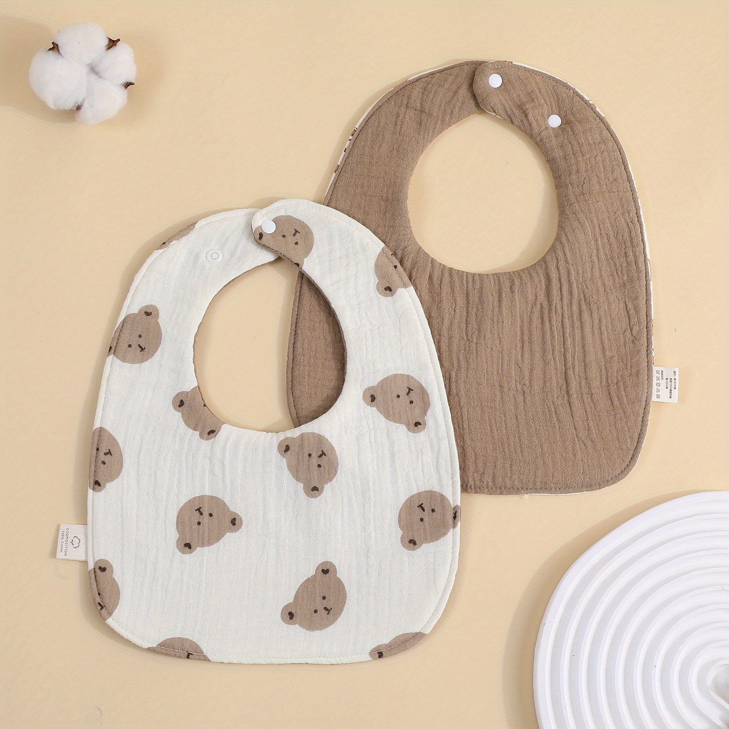 1pc Double-sided Crinkle Cloth Saliva Towel Cartoon Burp Cloth Absorbent Bib U-shaped Bib