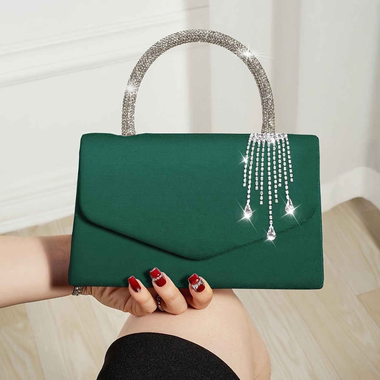 Elegant Plush Rhinestone Pendant Handbag for Parties