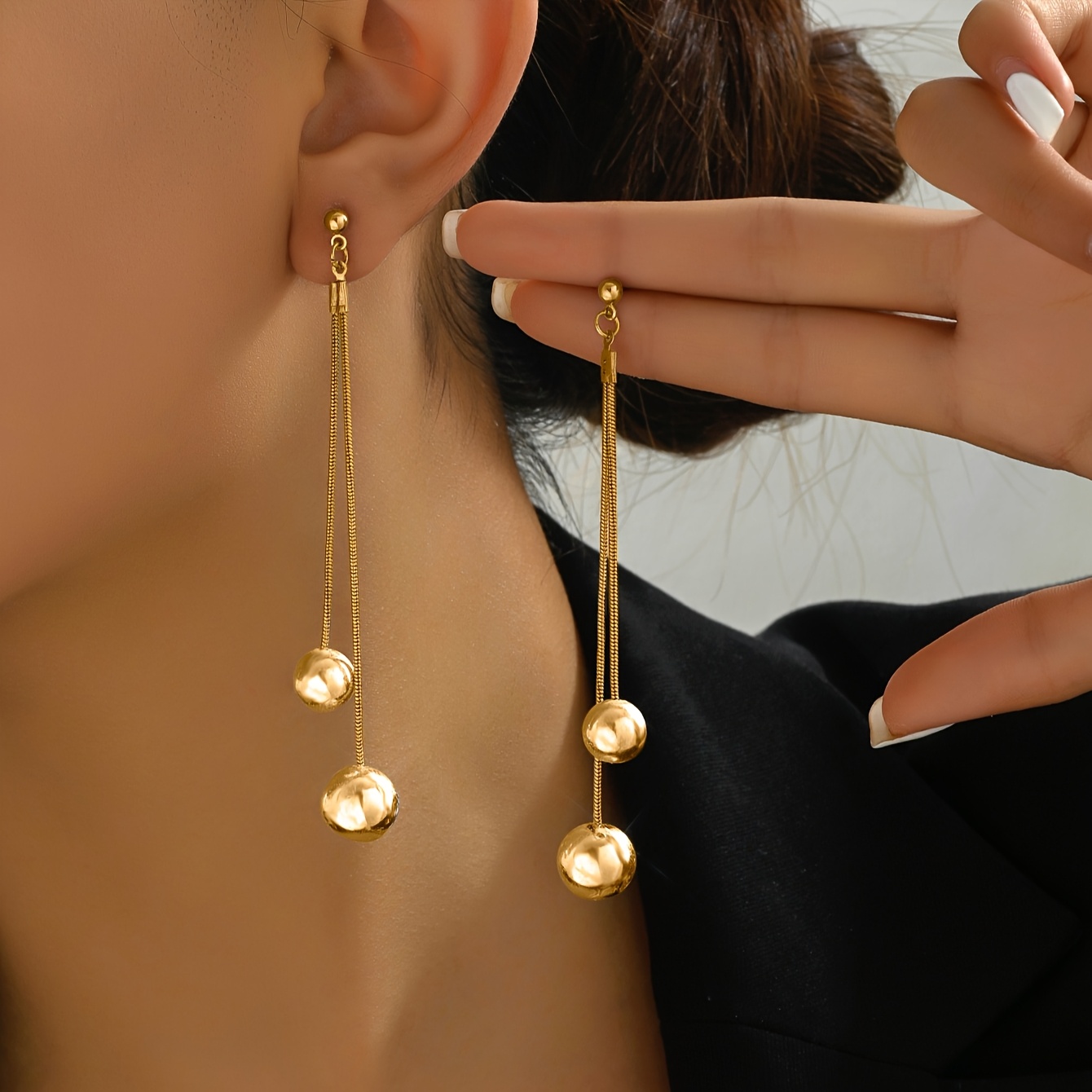 E-shop Ein Paar Modische, Elegante Damenohrringe mit Geometrischem Gold-Doppel-Linien-Rundkugel-Anhänger und Einzigartigem Quasten-Design für den -