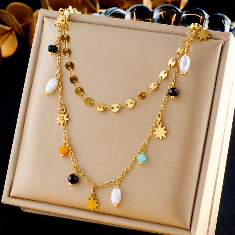 E-shop Elegante und luxuriöse mehrschichtige Edelstahl-Halskette mit Retro- und Design, farbenfroher Perlenanhänger, geeignet für Frauen zum Tragen bei