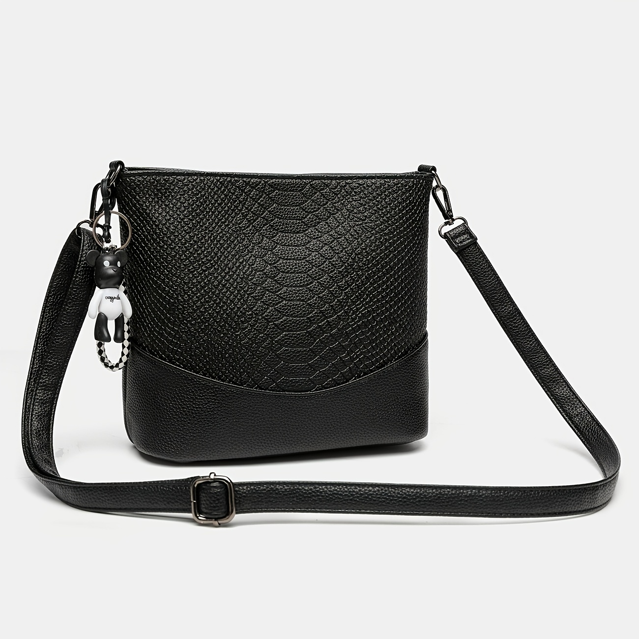 Image of European And Large Capacity Bucket Bag, Versatile Embossed Shoulder Crossbody Bag, Classic Crocodile Pattern Women' With Multiple Compartments, New Style