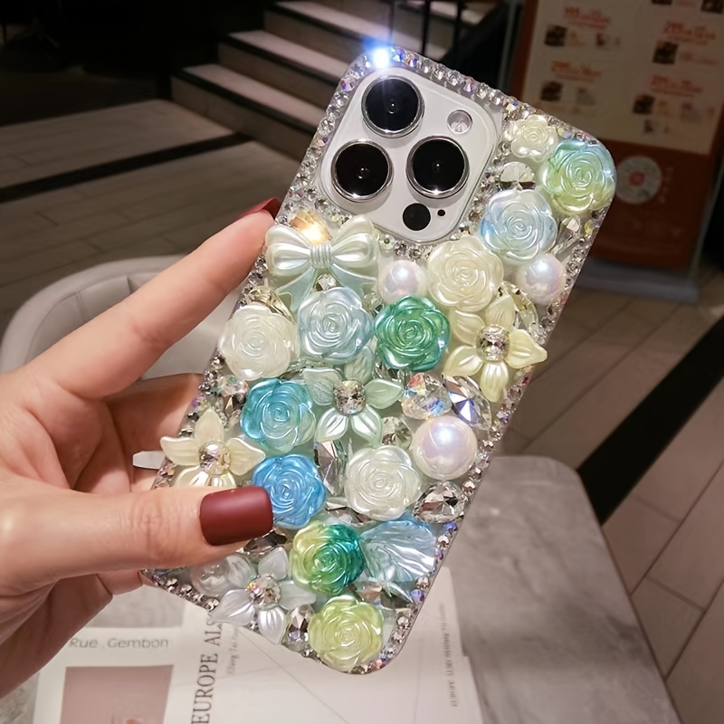 Fashionable And Luxurious Colored Resin Flower Rhinestone Pearl Phone Case Suitable for iPhone 15 Promax Anti Drop Phone Case