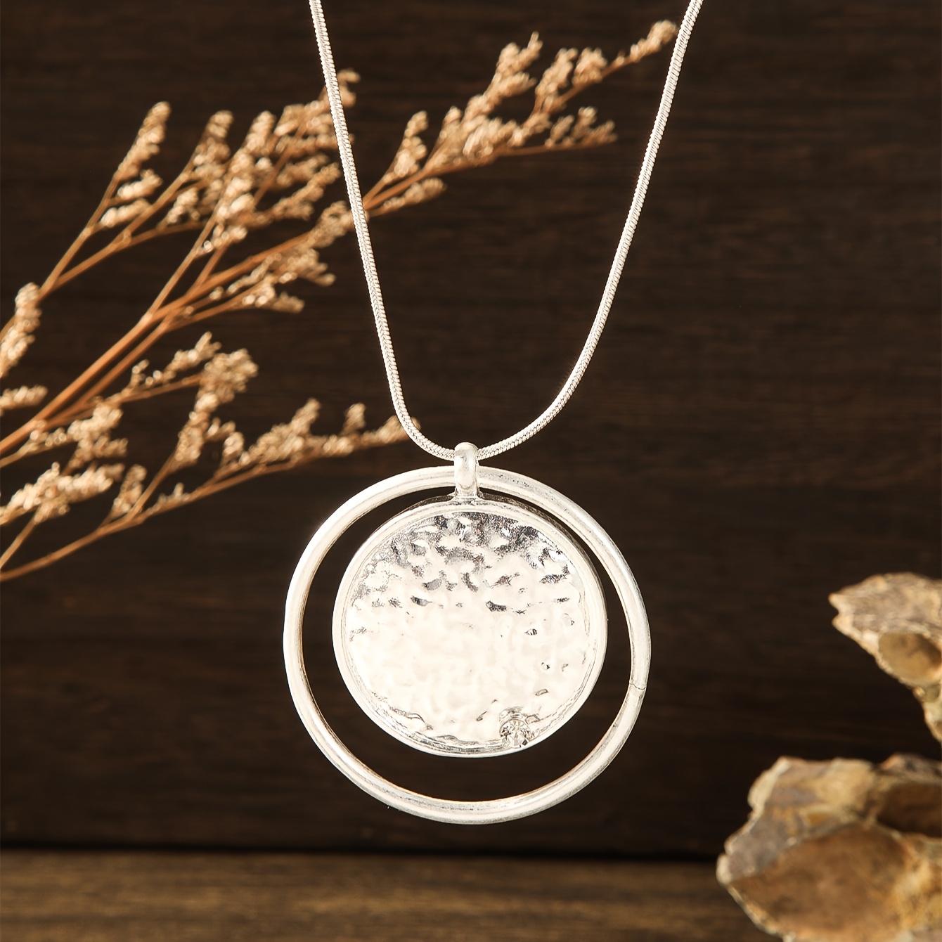 TEMU A Vintage Bohemian Style Geometric Circular Pendant Necklace For Women, Perfect For Festive Holidays