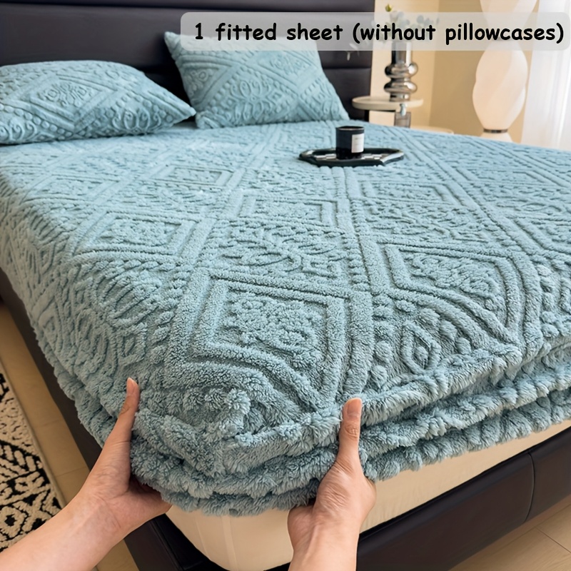 TEMU 1pc Flannel Fitted Sheets Queen King Twin Size, Luxury Soft Velvet Bed Sheet With Deep Pocket, Winter Plush Fuzzy Comfy Bottom Sheet, European