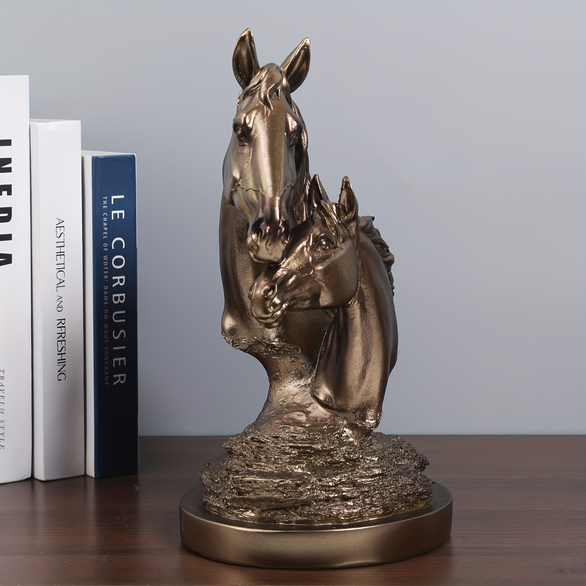 1pc Vintage Bronze Double-Headed Horse Statue Resin Crafts Decoration Home Desktop Porch Ornaments Minimalist Style Head Statue