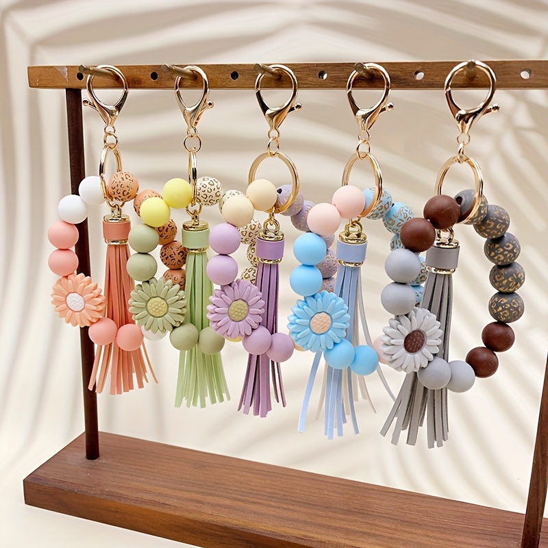 

1pc 3cm Silicone Sunflower Printed Wooden Beads Silicone Beads Handmade Beaded Bracelet Pu Tassel Key Ring Bag Pendant Accessories Mobile Phone Charm Keychain Gift