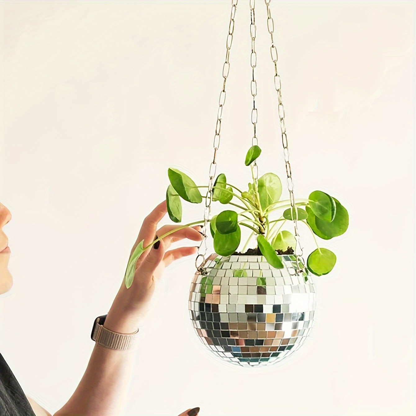 

1pc Disco Ball Hanging Planter - Perfect For Home Decor, Parties, Indoors Or Outdoors - No Feathers, No Electricity Required