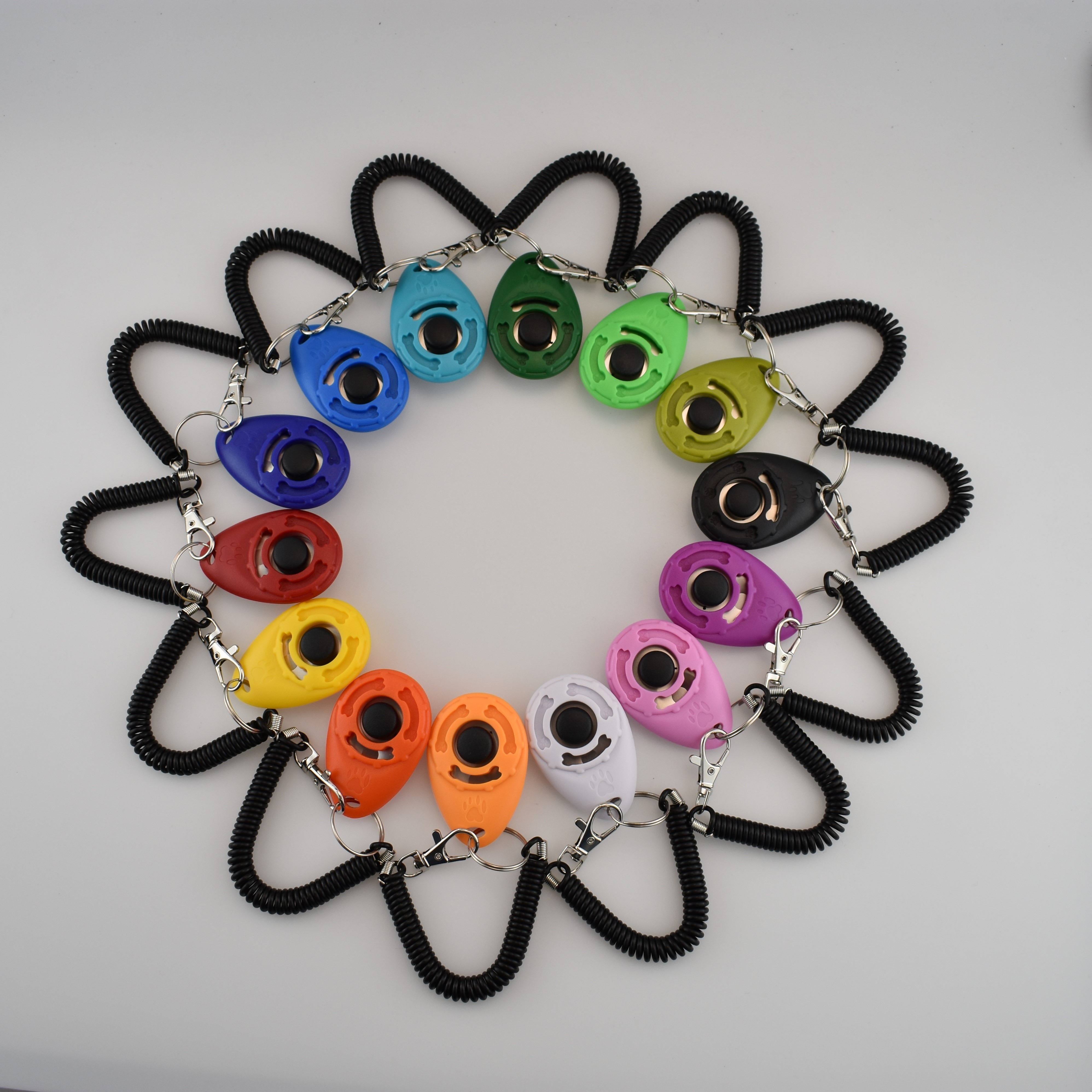 TEMU Confezione di 16 clicker per cani - Plastica resistente, ausili di allenamento non caricati per un efficace controllo del degli animali