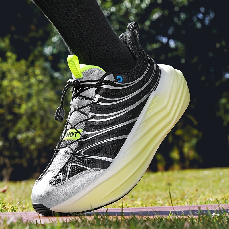 Men's Lightweight Slip-On Sneakers Suitable for Running, Hiking & Gym - Breathable Mesh Low-Top Laceless Shoes with Stability Sole, Non-Slip Traction for Indoor/Outdoor Training, Large Sizes Available for Commuting & Track Field Use