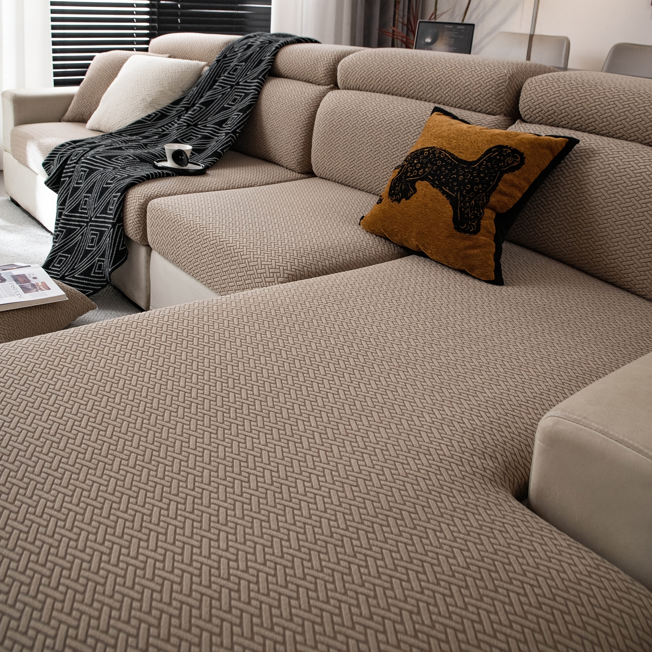 TEMU 1pc Stretch Geometric Jacquard Fleece Sofa Cover